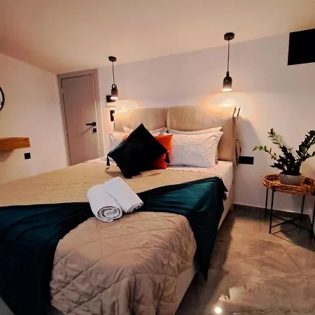 Sunday Appartement Néa Péramos